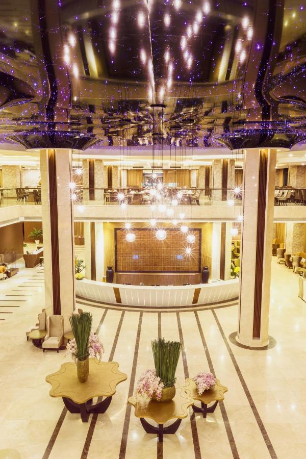 Muong Thanh Luxury Can Tho Hotel Exterior foto