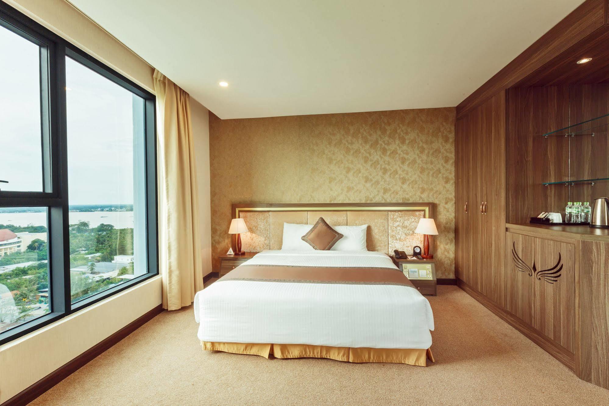 Muong Thanh Luxury Can Tho Hotel Exterior foto